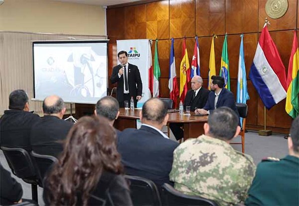 Itaipú y el Ministerio de Defensa destacan los beneficios de la movilidad eléctrica para el país | DIARIO PRIMERA PLANA