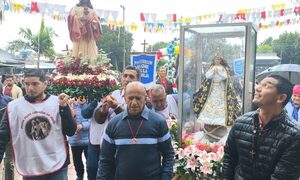 Multitudinaria respuesta de fieles a peregrinar de la Virgen de Caacupé por capillas de Mallorquín