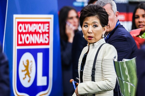 Nueva presidenta del Lyon asume y ve un “periodo crítico” para el club
