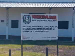 Llamativa demora para el funcionamiento de la nueva matadería municipal de San José - Noticiero Paraguay