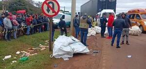 Rescatan a un conductor atrapado tras múltiple choque Minga Guazú
