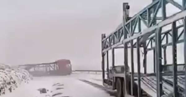La Nación / Chile: ocho paraguayos rescatados tras tormenta, dos decidieron no abandonar sus camiones