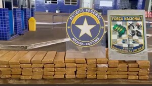 Una paraguaya, acompañada de una niña, cae con 210 kilos de drogas en Brasil