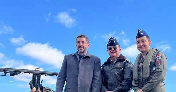 La Nación / Alliana destaca llegada de los Súper Tucano como inversión histórica en defensa