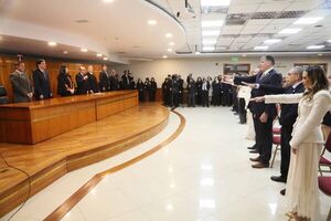 Ministros de la Corte Suprema tomaron juramento a magistrados y defensores públicos