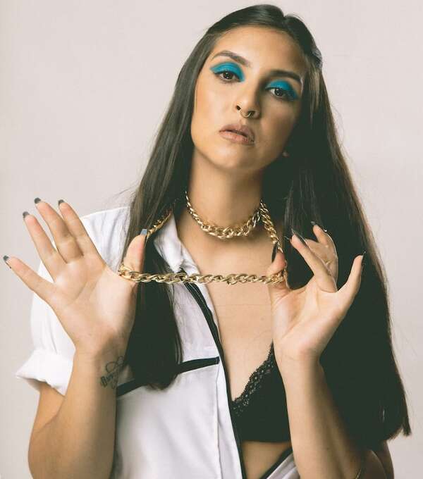 Missmaella presenta “Glitt3r” como anticipo de un nuevo EP - Música - ABC Color