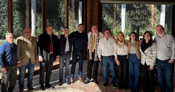 La Nación / Camino al consenso en Alto Paraná: Cartes lidera encuentro con referentes del Este