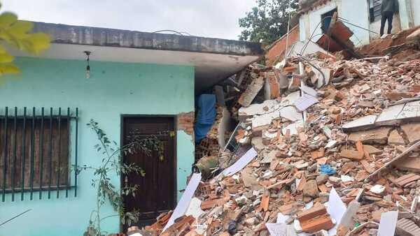SEN recaba datos tras derrumbe de muro de contención en el barrio Roberto L. Pettit