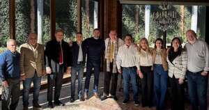 La Nación / HC lidera encuentro con referentes del Este