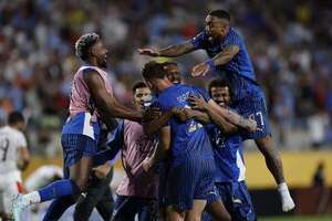 Mundial de Clubes: Al Hilal y una histórica clasificación a cuartos dejando a fuera al poderoso City - Fútbol Internacional - ABC Color