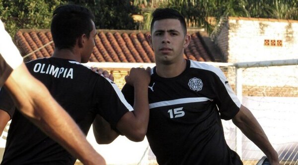 Versus / El día que Blas Riveros aseguró que "no jugaría" en Cerro Porteño
