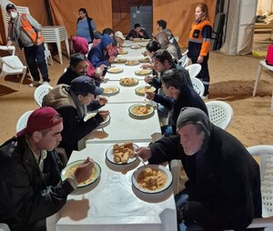 Ante el intenso frío, refugian a 79 personas en albergues de La Costanera, Limpio y San Lorenzo - .::Agencia IP::.