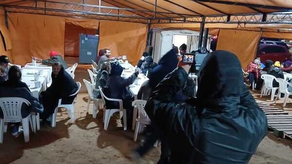 Albergues a tope: Operativo Jaho'i refugia a cerca de 80 personas en fría madrugada de martes