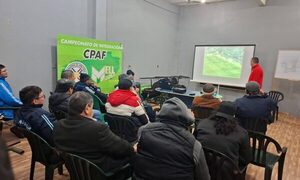Capacitan a periodistas sobre reglas del fútbol