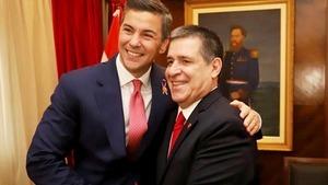 “Acá hay una monarquía que responde a un grupo económico” - Portal Digital Cáritas Universidad Católica