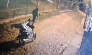 Motochorros asaltan a dos mujeres que iban a la misa en Limpio – Prensa 5