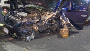 Aparatoso accidente deja dos heridos leves sobre Mariscal López | Unicanal