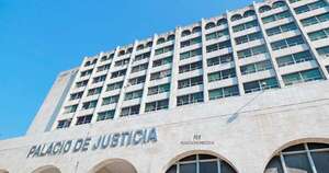 La Nación / Detienen a abogado que intentó ingresar al Palacio de Justicia con un arma