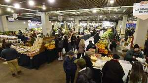 Agroshopping está de fiesta por su aniversario: “Del productor a tu mesa desde hace 27 años” - Economía - ABC Color