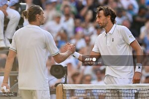 Versus / Alexander Zverev, uno de los favoritos, eliminado en primera ronda en Wimbledon