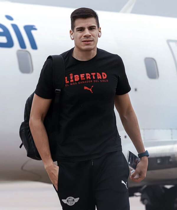 Libertad: Miguel Jacquet pega la vuelta - Fútbol - ABC Color