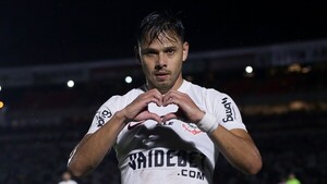 Ángel Romero, habilitado a negociar un nuevo contrato