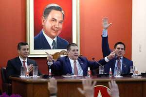 Sancionan y electoralizan millonario crédito para Ministerio de la Vivienda - Política - ABC Color