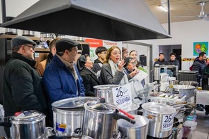 El Complejo UNAE entrega donaciones por G. 125.000.000 al Hogar de Ancianos Santa María