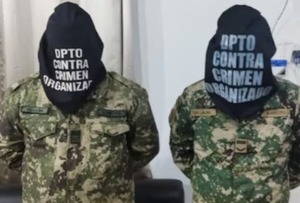 Caen dos militares y un policía, presuntos colaboradores de “Macho” - trece