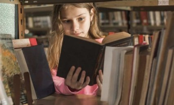Volver a leer los clásicos de la literatura para humanizar - Portal Digital Cáritas Universidad Católica