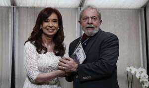 Justicia autoriza visita de Lula a Cristina Kirchner, que está con prisión domiciliaria - Mundo - ABC Color