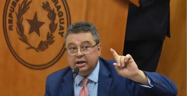 Senado inicia trámite para nombrar a Gustavo Leite embajador en Estados Unidos