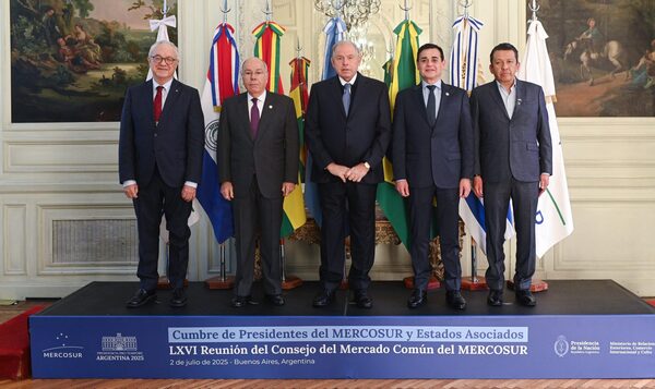 Canciller pide al Mercosur mejorar comercio intrazonal