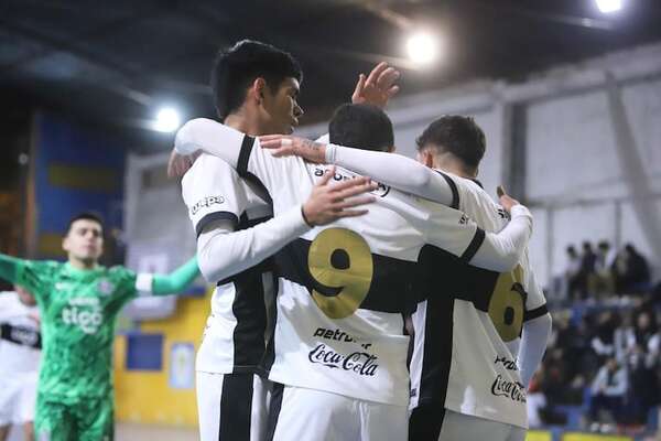 Futsal: Líderes se mantienen - Polideportivo - ABC Color