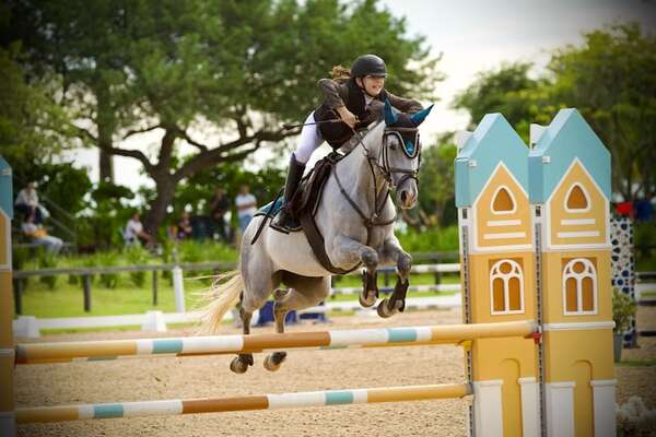 Hipismo: Competencia Mitad del Año en el tapete del Club Hípico Paraguayo - Polideportivo - ABC Color