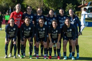 Versus / Paraguay ajusta el equipo para la Copa América femenina