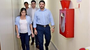 Interventor de Asuncion cambia a la directora de Recursos Humanos