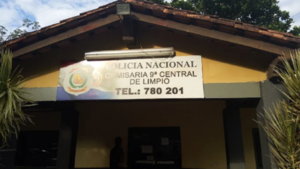 Susto en Limpio: Ladrón se habría ocultado bajo la cama para robar
