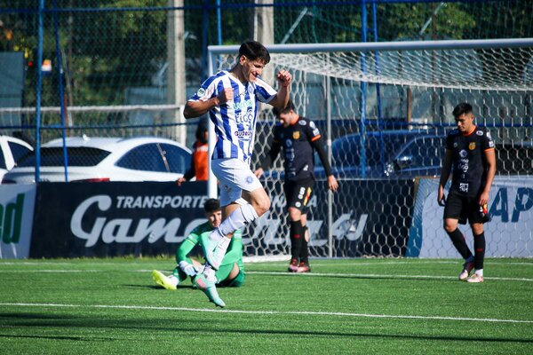 La tercera división sigue poniéndose al día