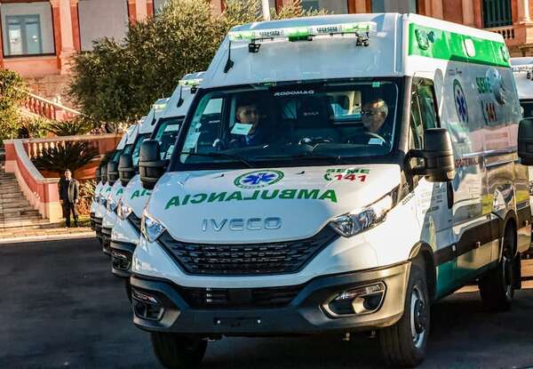 Falla de fábrica habría dejado fuera de servicio a ambulancia del Hospital Barrio Obrero - Nacionales - ABC Color