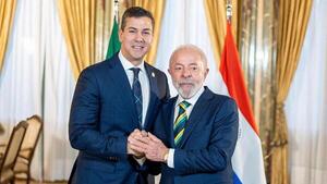Peña y Lula hablan sobre Itaipú y el Corredor Bioceánico en la Cumbre de Presidentes del Mercosur