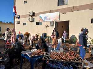 Sin apoyo del Estado, fundación Las Tías vende comidas típicas para salvar gastos - La Clave