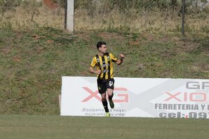 Guaraní de Fram logra su primera victoria en la Intermedia • PARAGUAY TV
