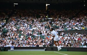 Versus / Djokovic supera a Evans y se mantiene firme en busca de su 25º Grand Slam