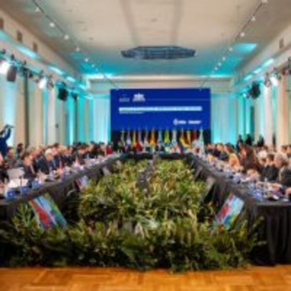 El presidente Peña participó de la Cumbre del Mercosur en Buenos Aires y llamó a construir una integración más firme y dinámica :: Presidencia de la República del Paraguay
