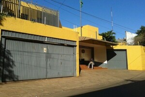 Brasileño solitario realizó disparos en el Consulado de Brasil y dejó herida a una asesora jurídica - La Tribuna