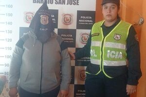 Fue detenida tras intentar robar canela, clavo de olor y lápices de Fortis
