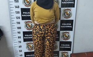 Intentó robar zapatos y fue pillada