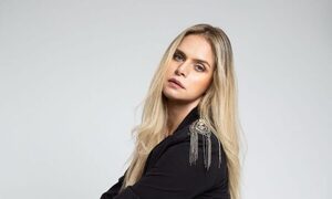 Gaby Wolscham tiroteó contra los puercos de invierno: “El agua no muerde”
