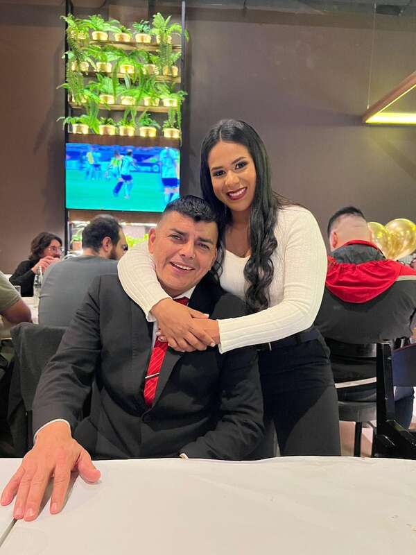 Neponovia gana G. 9 millones en despacho del cartista Erico Galeano - Política - ABC Color